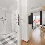 Apartment By The Oder River By Renters Breslau